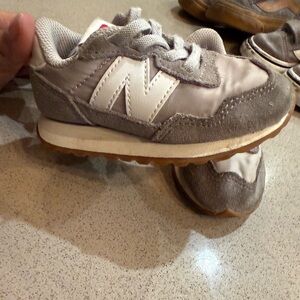 New Balance 237 (Little Kid)